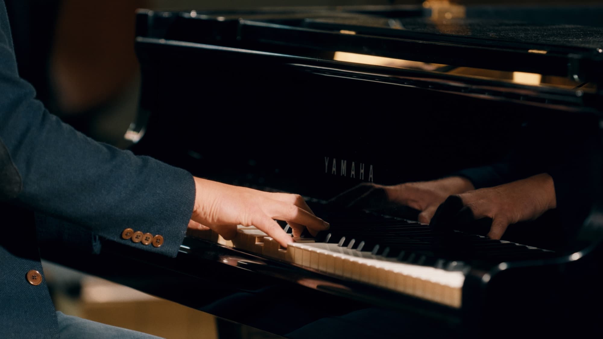 Drinks reception: Phil Richardson at the piano